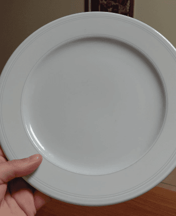 Beyaz Desensiz Porselen Tabak 28 Cm